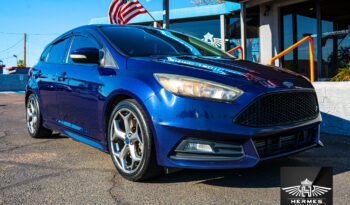 2017 Ford Focus ST Hatchback – MANUAL full