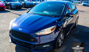 2017 Ford Focus ST Hatchback – MANUAL full