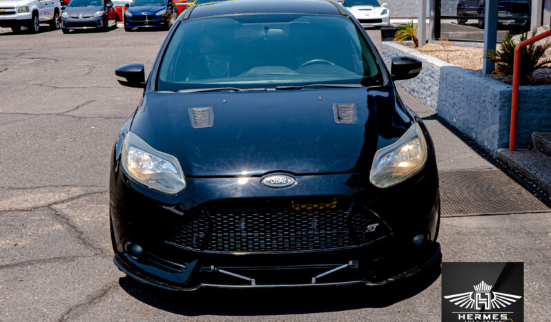 2014 Ford Focus ST Hatchback – MANUAL full