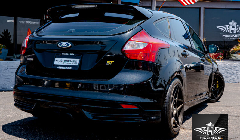 2014 Ford Focus ST Hatchback – MANUAL full