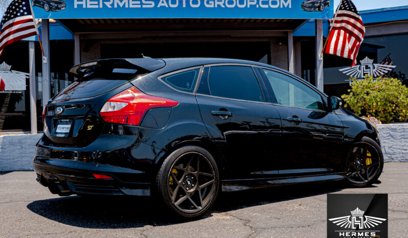 2014 Ford Focus ST Hatchback – MANUAL full