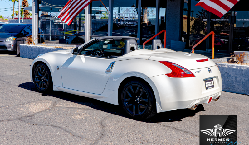 2015 Nissan 370Z Touring Roadster – MANUAL full