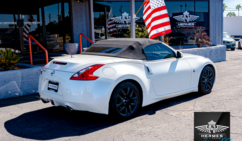 2015 Nissan 370Z Touring Roadster – MANUAL full