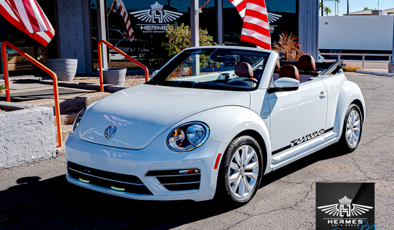 2017 Volkswagen Beetle 1.8T S Convertible 2D full