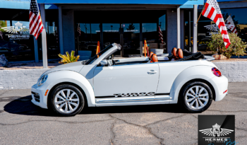 2017 Volkswagen Beetle 1.8T S Convertible 2D full