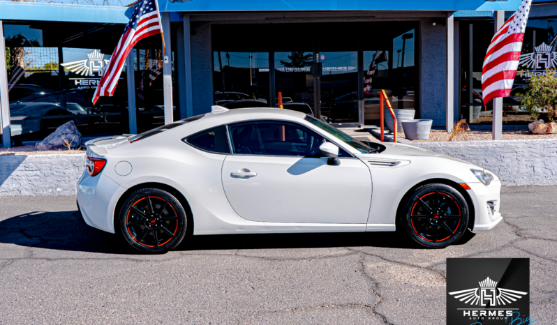 2017 Subaru BRZ Limited Coupe full