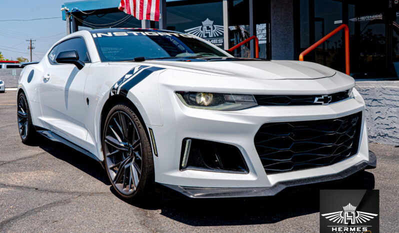 2021 Chevrolet Camaro ZL1 Coupe full