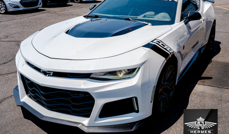 2021 Chevrolet Camaro ZL1 Coupe full