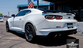 2021 Chevrolet Camaro ZL1 Coupe full