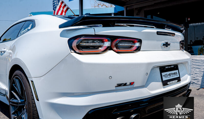 2021 Chevrolet Camaro ZL1 Coupe full