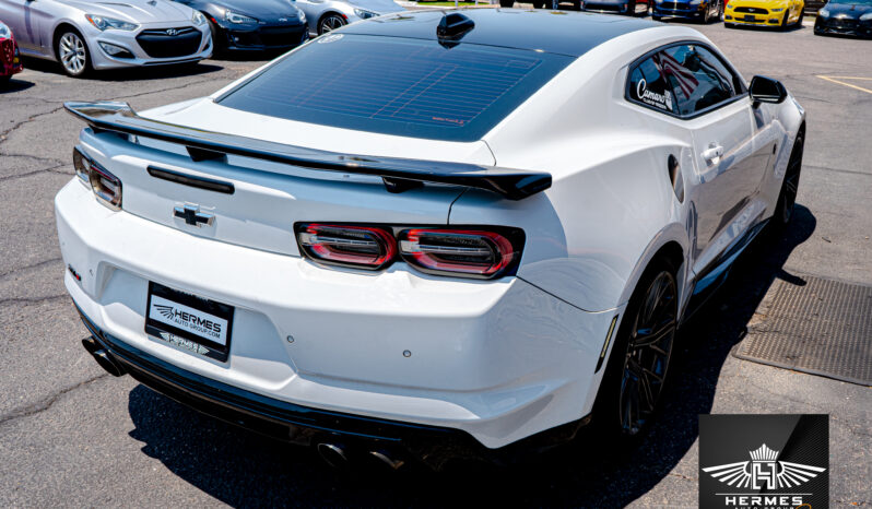 2021 Chevrolet Camaro ZL1 Coupe full