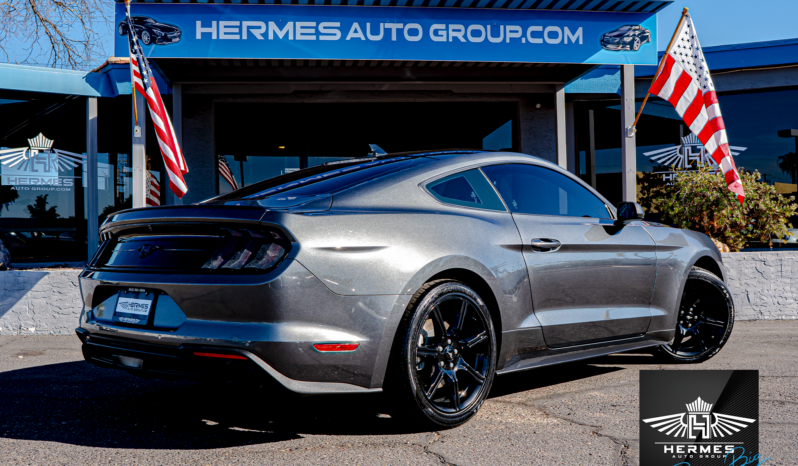 2020 Ford Mustang EcoBoost Coupe full