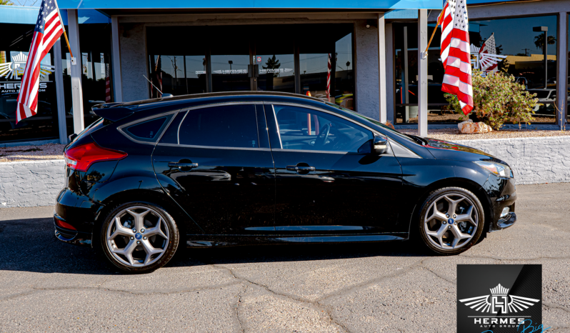 2018 Ford Focus ST Hatchback – MANUAL – MANAGER SPECIAL!!! ASK FOR NICK full