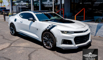 2021 Chevrolet Camaro ZL1 Coupe full