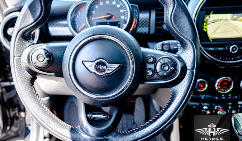 2018 MINI Hardtop 2 Door Cooper S Hatchback full