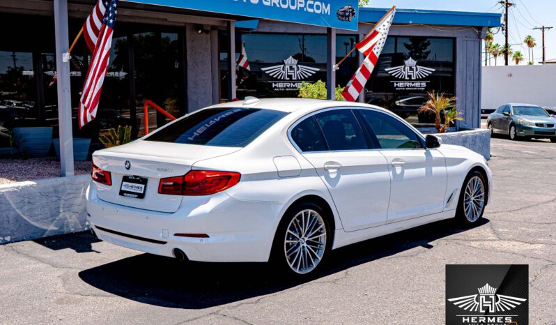 2019 BMW 5 Series 530i Sedan full