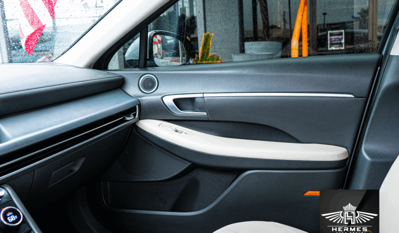2024 Hyundai Sonata SEL Sedan full