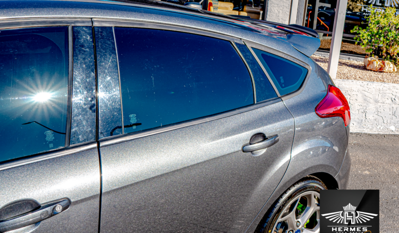 2017 Ford Focus ST Hatchback – MANUAL full