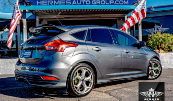 2017 Ford Focus ST Hatchback – MANUAL full