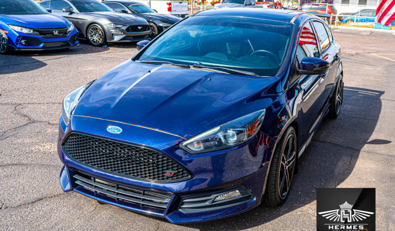 2016 Ford Focus ST Hatchback – MANUAL full