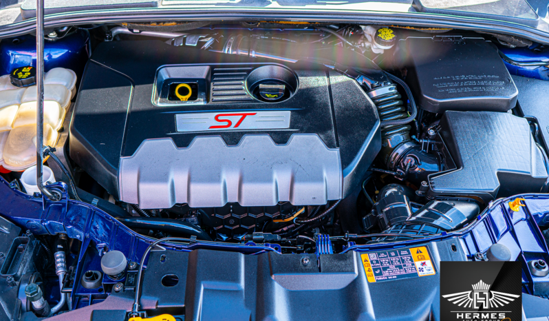 2016 Ford Focus ST Hatchback – MANUAL full