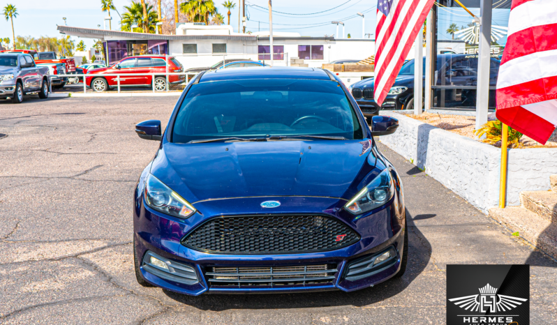 2016 Ford Focus ST Hatchback – MANUAL full