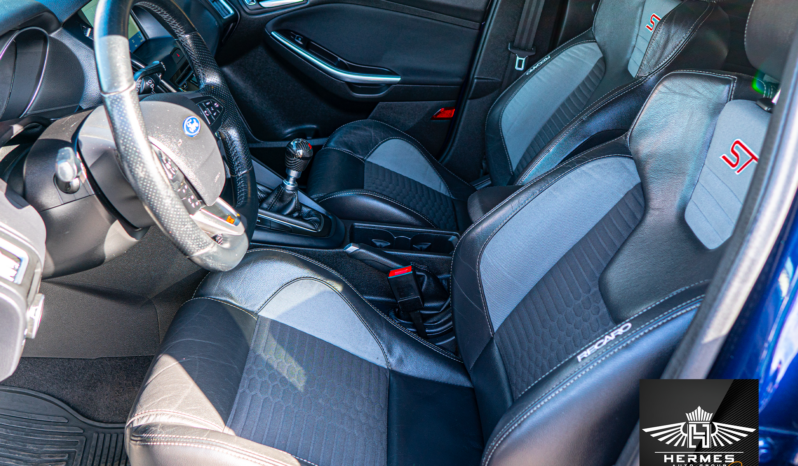 2016 Ford Focus ST Hatchback – MANUAL full