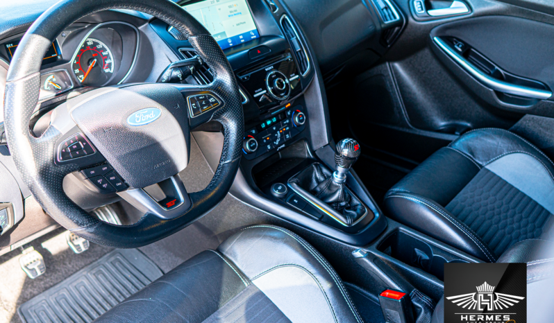 2016 Ford Focus ST Hatchback – MANUAL full