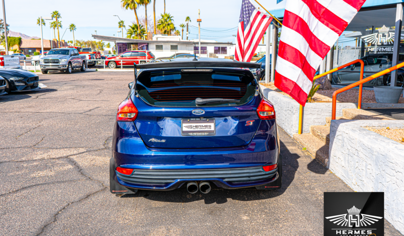 2016 Ford Focus ST Hatchback – MANUAL full