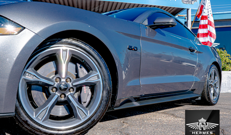 2019 Ford Mustang GT Premium Coupe full