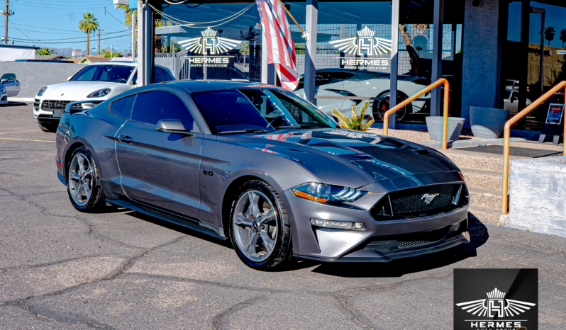 2019 Ford Mustang GT Premium Coupe full