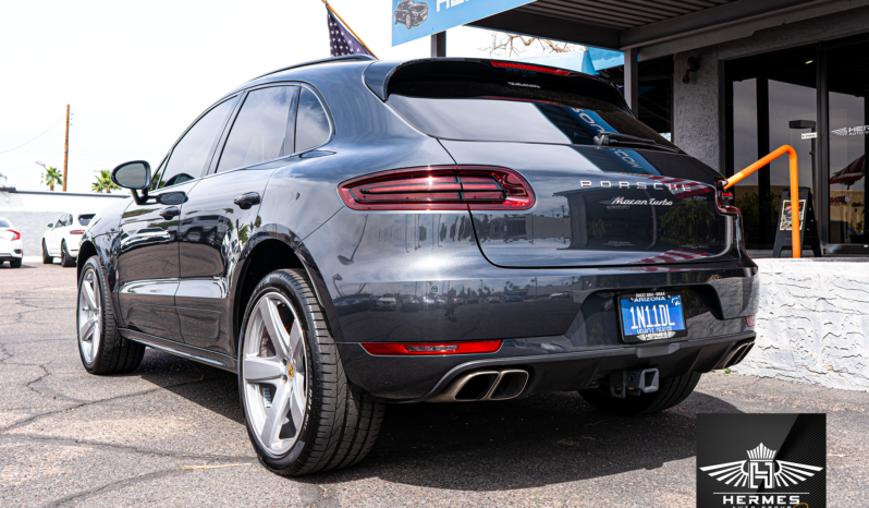 2017 Porsche Macan Turbo w/Performance Pkg Sport Utility 4D full