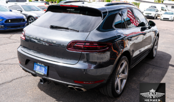 2017 Porsche Macan Turbo w/Performance Pkg Sport Utility 4D full