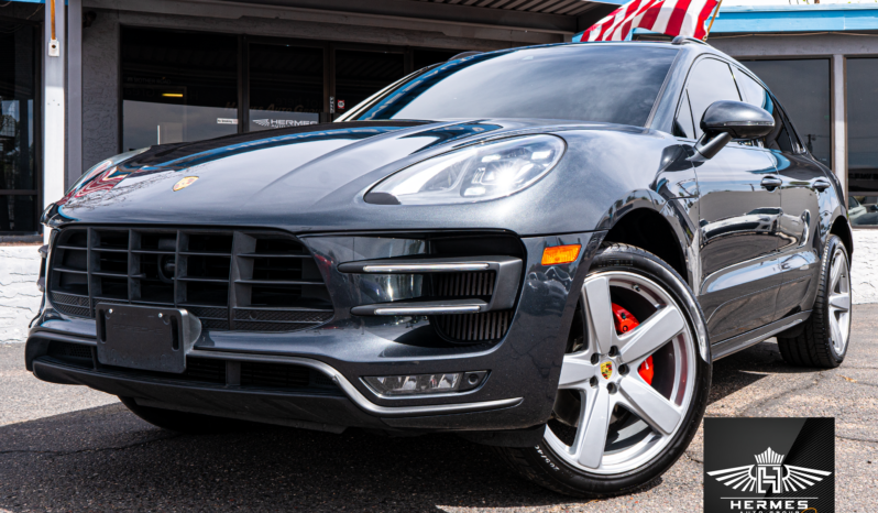 2017 Porsche Macan Turbo w/Performance Pkg Sport Utility 4D full