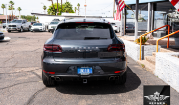 2017 Porsche Macan Turbo w/Performance Pkg Sport Utility 4D full
