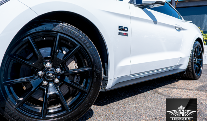 2017 Ford Mustang GT Premium Coupe full
