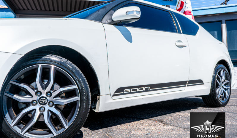 2016 Scion tC Hatchback Coupe full