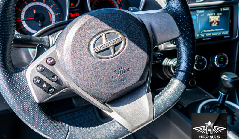 2016 Scion tC Hatchback Coupe full