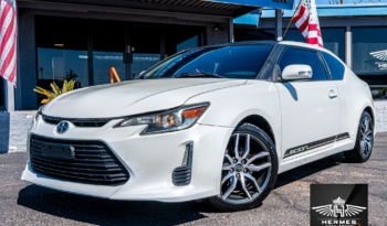 2016 Scion tC Hatchback Coupe full