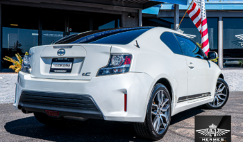 2016 Scion tC Hatchback Coupe full