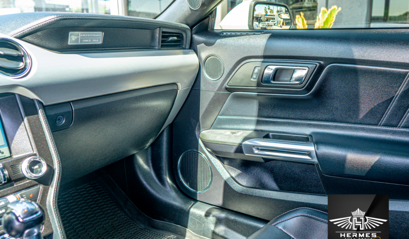 2017 Ford Mustang GT Premium Coupe full