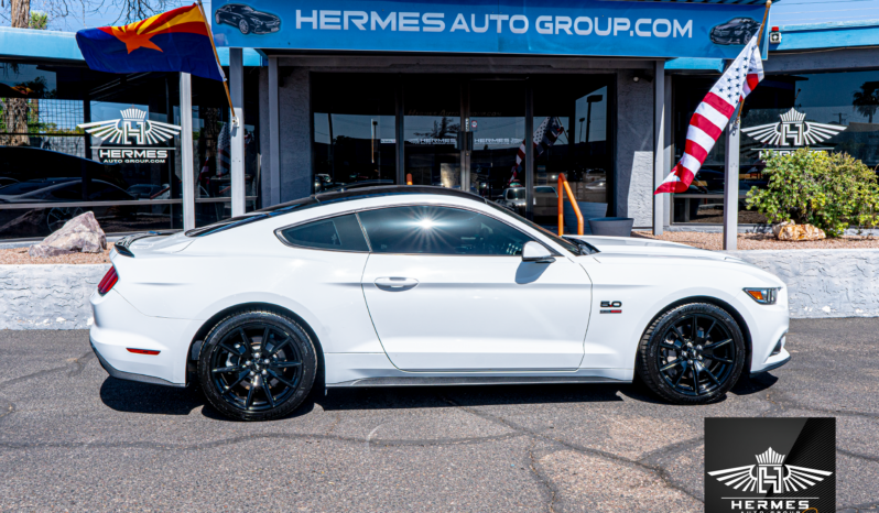 2017 Ford Mustang GT Premium Coupe full