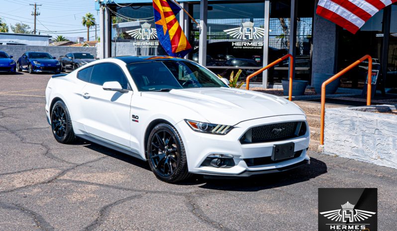 2017 Ford Mustang GT Premium Coupe full