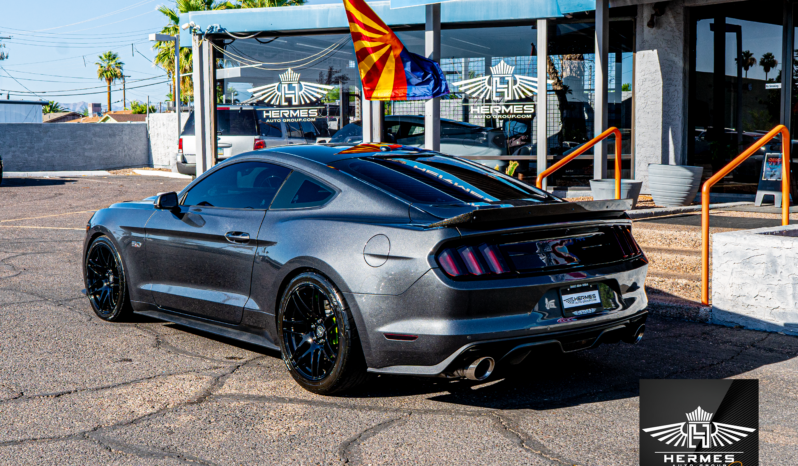 2017 Ford Mustang GT Premium Coupe – MANUAL full