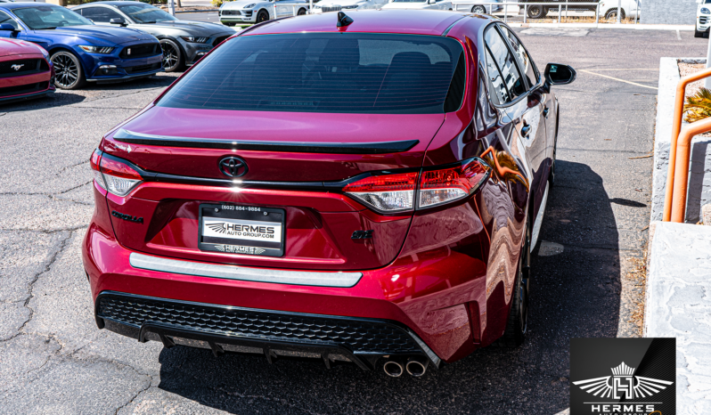2022 Toyota Corolla SE Nightshade Edition Sedan full