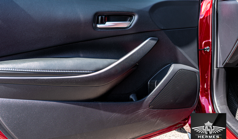 2022 Toyota Corolla SE Nightshade Edition Sedan full