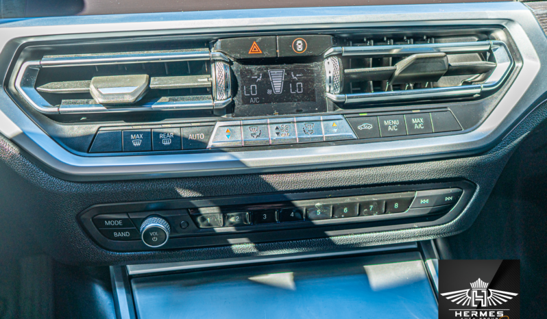2020 BMW 3 Series 330i Sedan full
