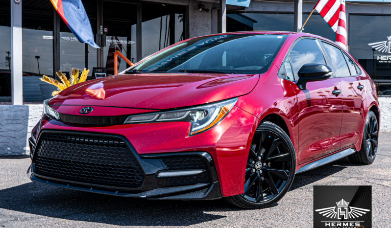 2022 Toyota Corolla SE Nightshade Edition Sedan full