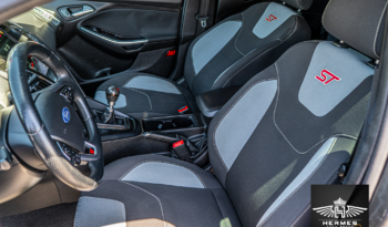 2017 Ford Focus ST Hatchback – MANUAL full