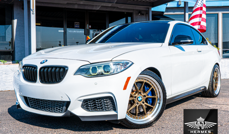 2016 BMW 2 Series M235i Coupe full